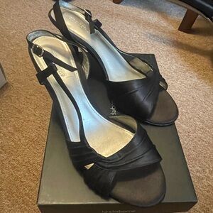 Women shoes size 8.5
